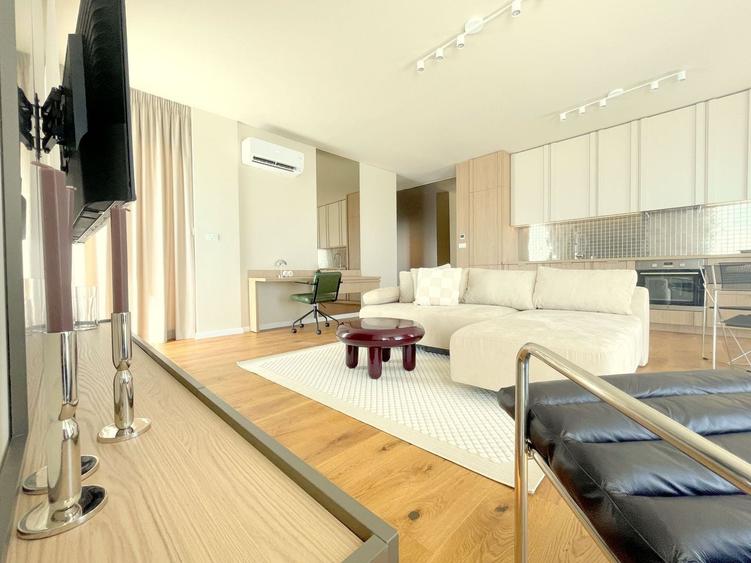Apartament cu 2 camere decomandat, mobilat în Ultracentral