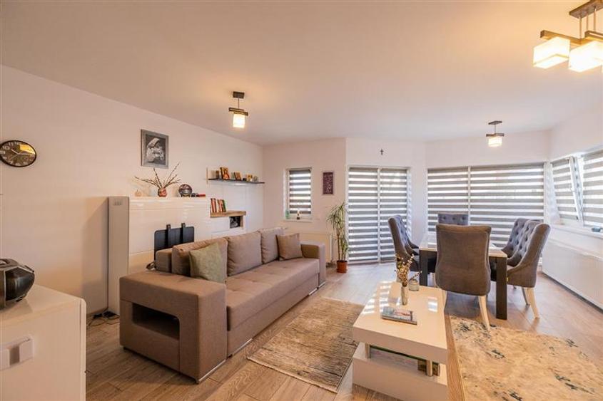 Casă individuală cu 4 camere cu Teren 228 Mp în Bartolomeu