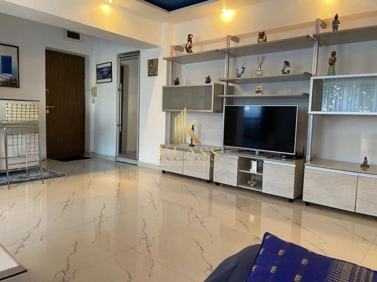 Apartament cu 3 camere decomandat, mobilat în Unirii