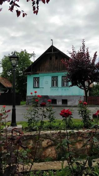 Casă cu 4 camere în Sâncraiu