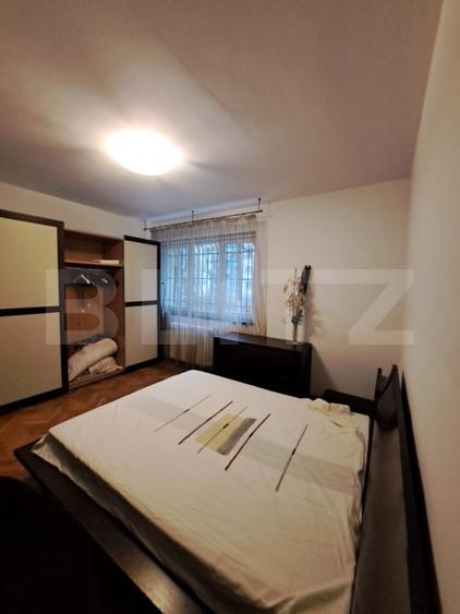 Apartament cu 3 camere decomandat, mobilat în Plopilor