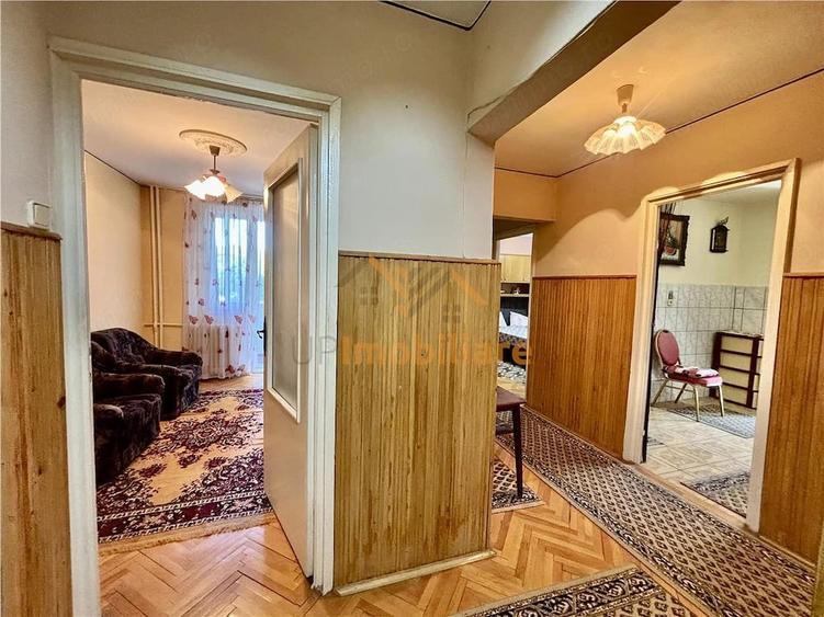 Apartament cu 3 camere în Dacia