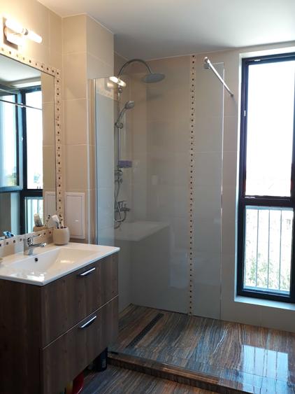 Apartament cu 2 camere decomandat în Borhanci