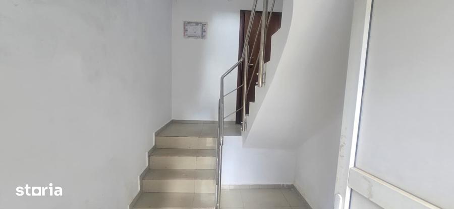 Spațiu comercial, de 1,040 mp, în Titulescu