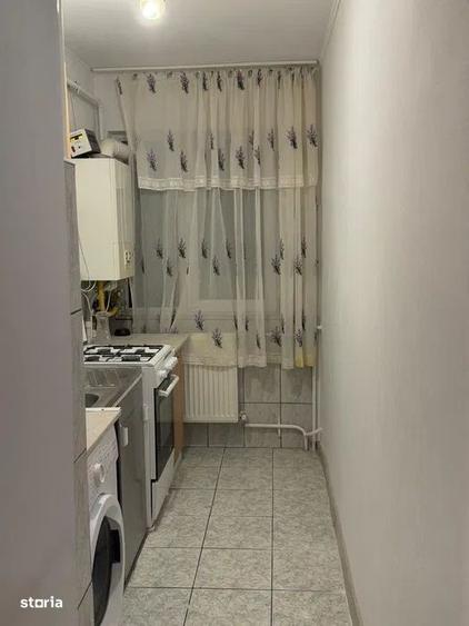 Apartament cu 2 camere semidecomandat, mobilat în Tomis Nord