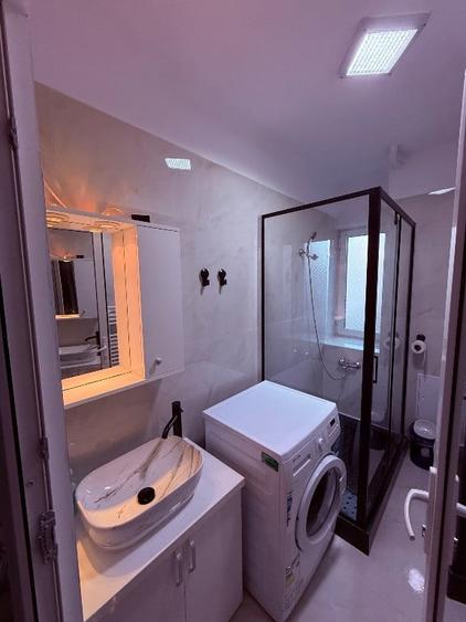 Apartament cu 2 camere decomandat în Ultracentral