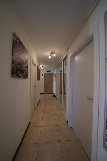 Apartament cu 5 camere decomandat, mobilat în Basarabia