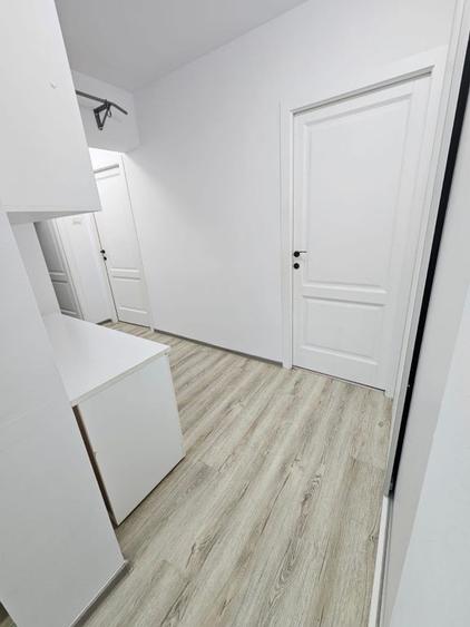 Apartament cu 3 camere decomandat în Tomis II