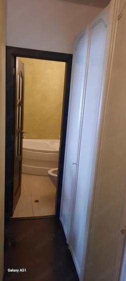 Apartament cu 2 camere decomandat în Exterior Vest