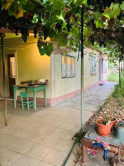 Casă cu 4 camere în Central