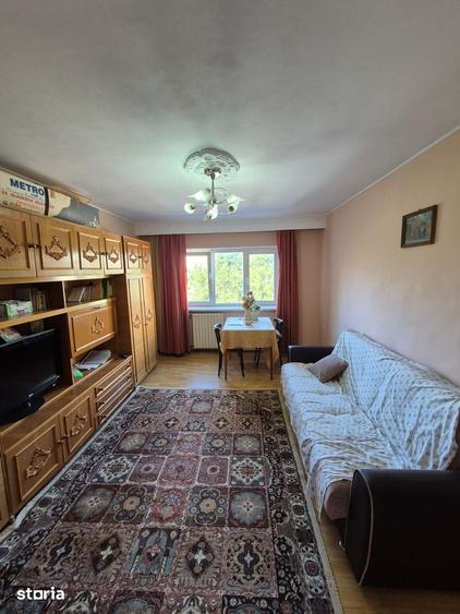 DORALY MALL 2 CAMERE DECOMANDAT 55 MP. ETAJ 2 , GAZE LA USA, LIBER - 15