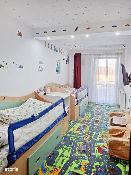 Casă cu 5 camere decomandat cu Teren 780 Mp în Săcălaz