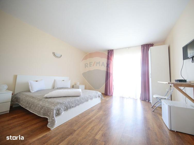 Spațiu comercial, de 450 mp, în Limanu