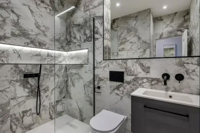 Apartament cu 3 camere decomandat în Theodor Pallady