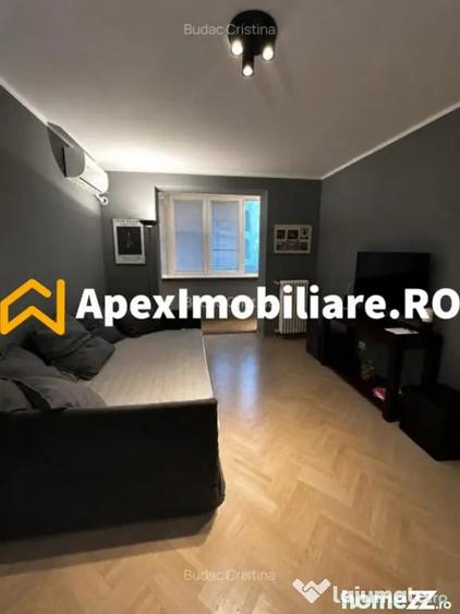 Apartament cu 3 camere semidecomandat în Cotroceni
