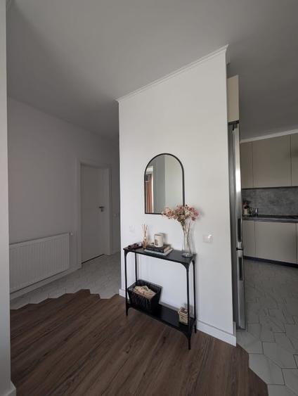 Apartament cu 2 camere semidecomandat în Între Lacuri