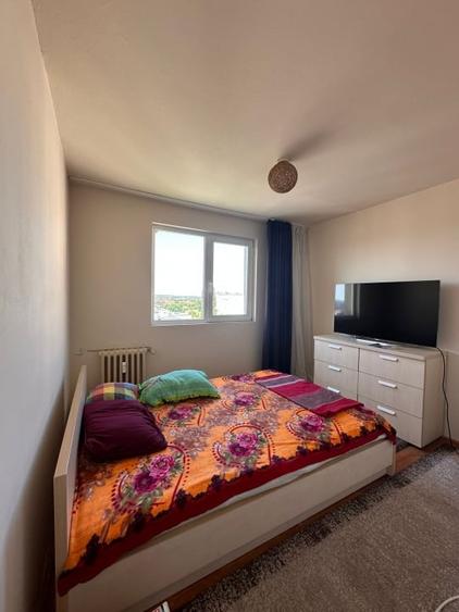 Apartament cu 2 camere semidecomandat, mobilat în Aurel Vlaicu