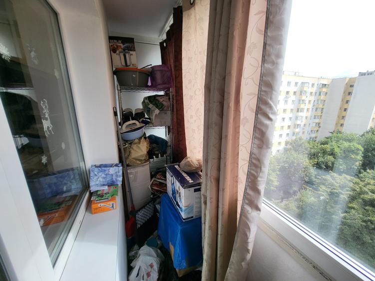 Apartament cu 2 camere semidecomandat în Bucur Obor