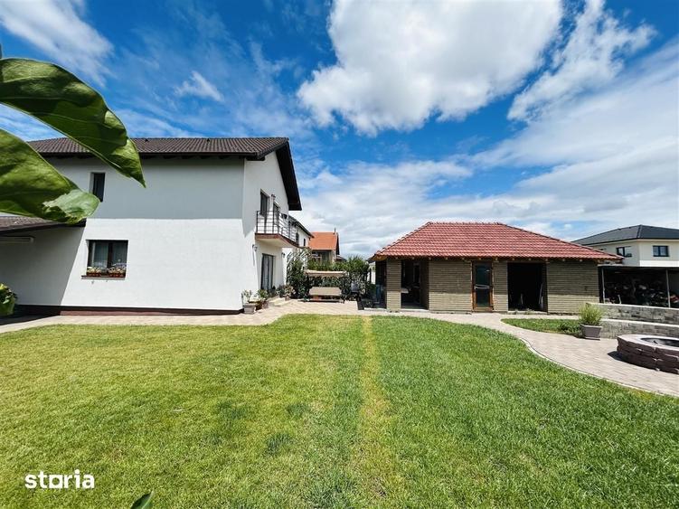 Casă cu 4 camere cu Teren 750 Mp în Cristian