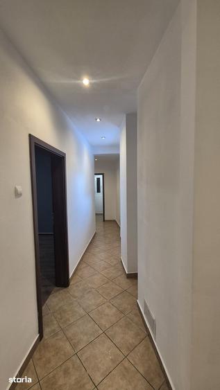Apartament cu 3 camere în Centrul Istoric
