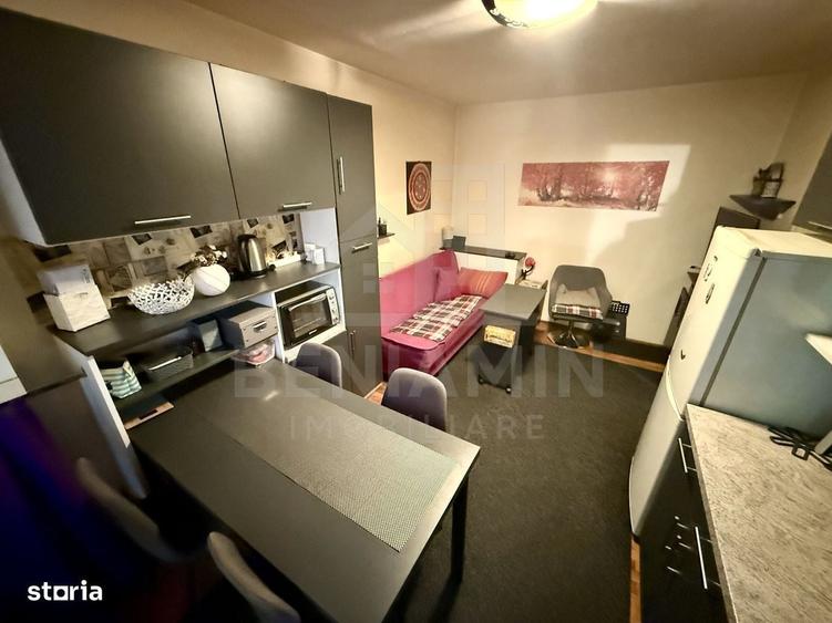 Apartament cu 3 camere decomandat în Brazda lui Novac