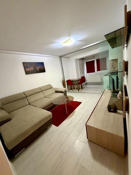 Apartament cu 2 camere decomandat în Cățelu