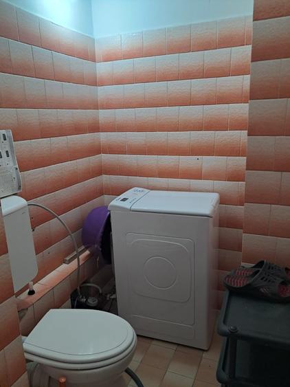 Apartament 3 camere etaj 1, strada Siretului - 9