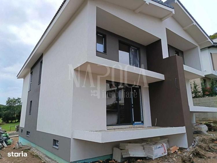 Casă cu 4 camere în Tăuți