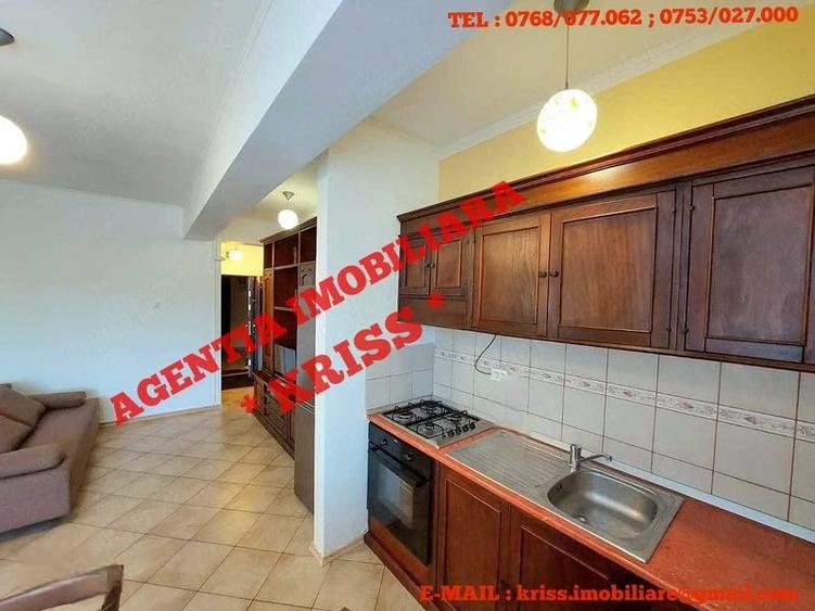 Apartament cu 3 camere decomandat în Prundu