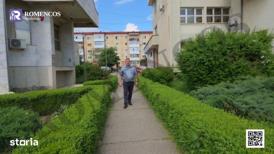 Casă cu 6 camere cu Teren 1334 Mp în Central