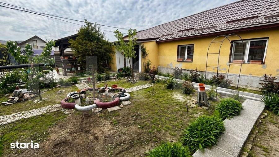 Casă cu 4 camere cu Teren 434 Mp în Cernele