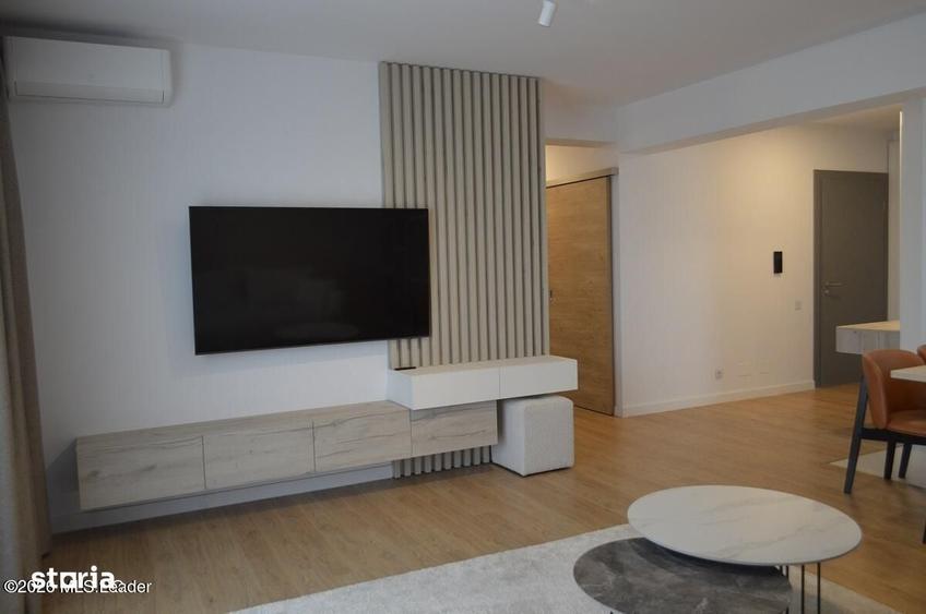 Apartament cu 3 camere, mobilat în Negru Vodă