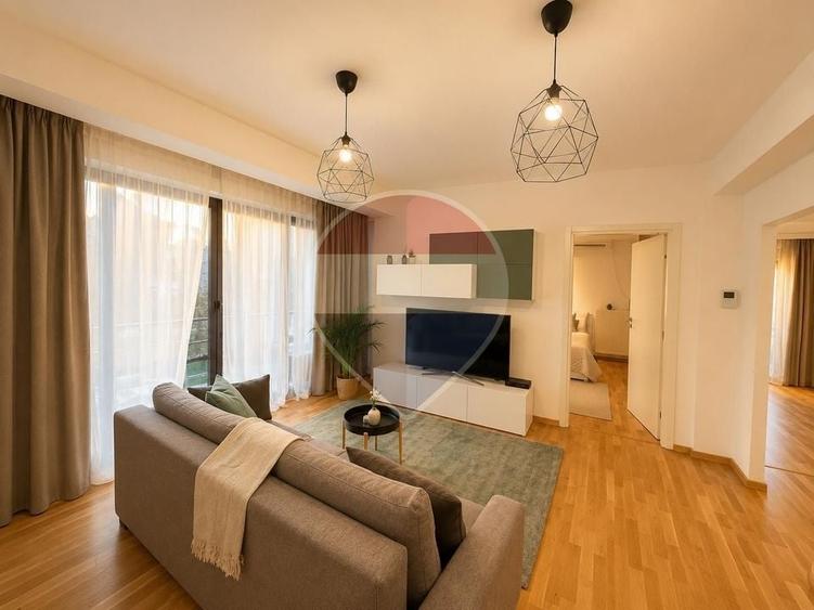 Apartament cu 3 camere decomandat, mobilat în Floreasca
