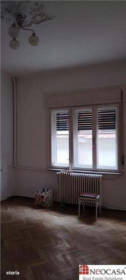 Casă cu 4 camere cu Teren 204 Mp în Floreasca