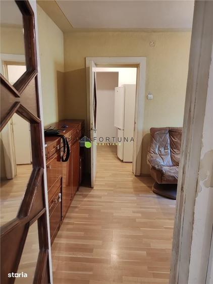 Apartament cu 2 camere semidecomandat în Florilor