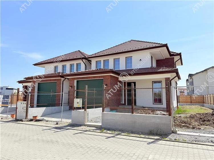 Casă individuală cu 5 camere cu Canalizare în Șelimbăr