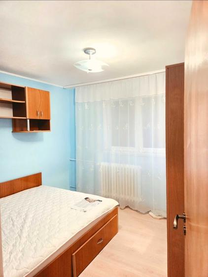 Apartament cu 2 camere decomandat în Drumul Taberei