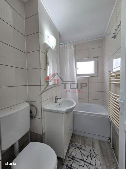Apartament cu 2 camere semidecomandat în Mircea cel Bătrân