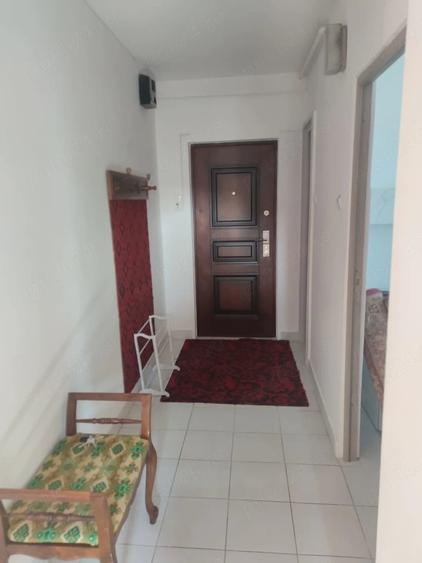 Apartament cu 2 camere decomandat în Corina