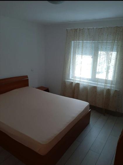 Apartament cu 3 camere decomandat în Nord