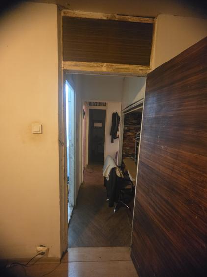 Apartament cu 3 camere decomandat în Colentina