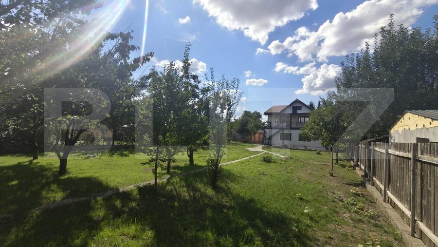 Casă individuală cu 6 camere cu Canalizare în Holboca