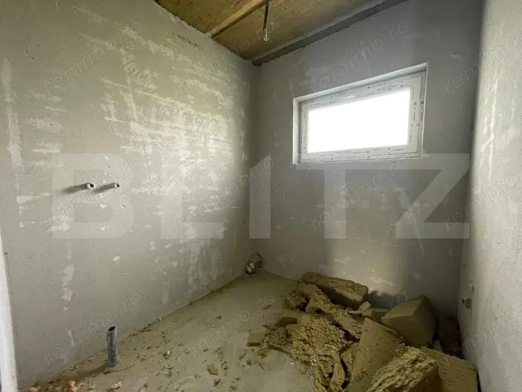 Casă cu Teren 500 Mp în Corușu