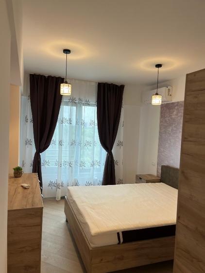Apartament cu 3 camere decomandat, mobilat în Tineretului
