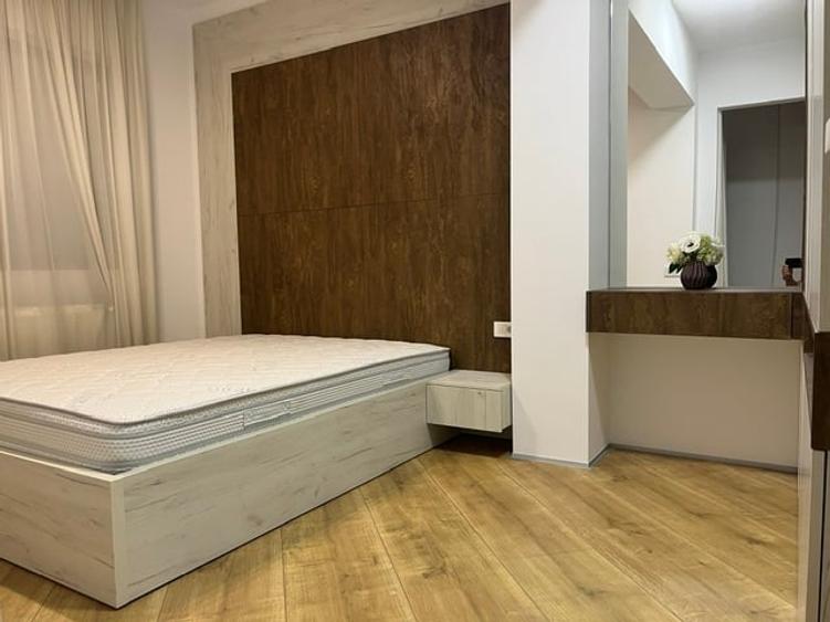 Apartament cu 3 camere semidecomandat în Voluntari