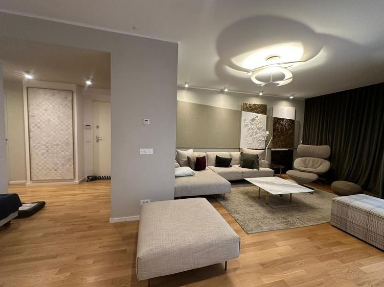 Apartament cu 3 camere în Polonă