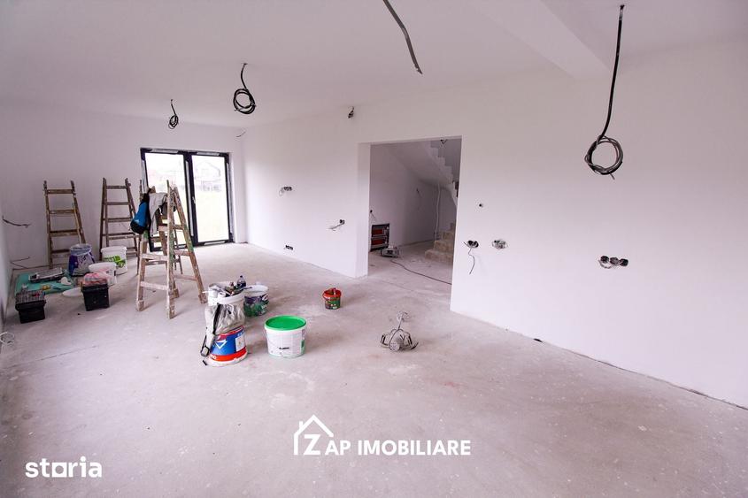 Casă cu 5 camere cu Teren 490 Mp în Corunca