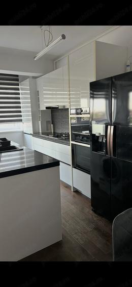 Apartament cu 3 camere decomandat în Ultracentral