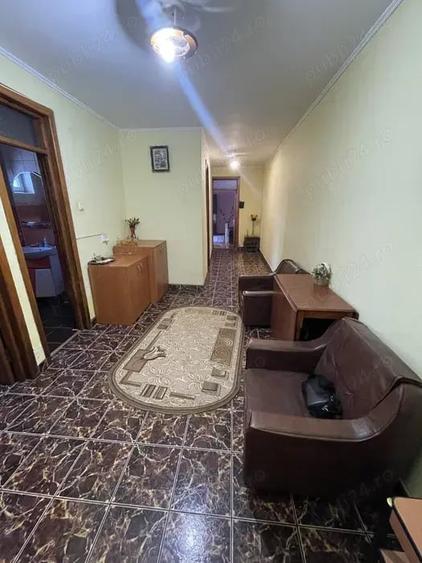 Apartament cu 2 camere decomandat în Eremia