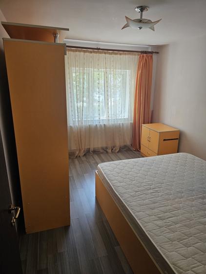 Garsonieră decomandată în Trivale